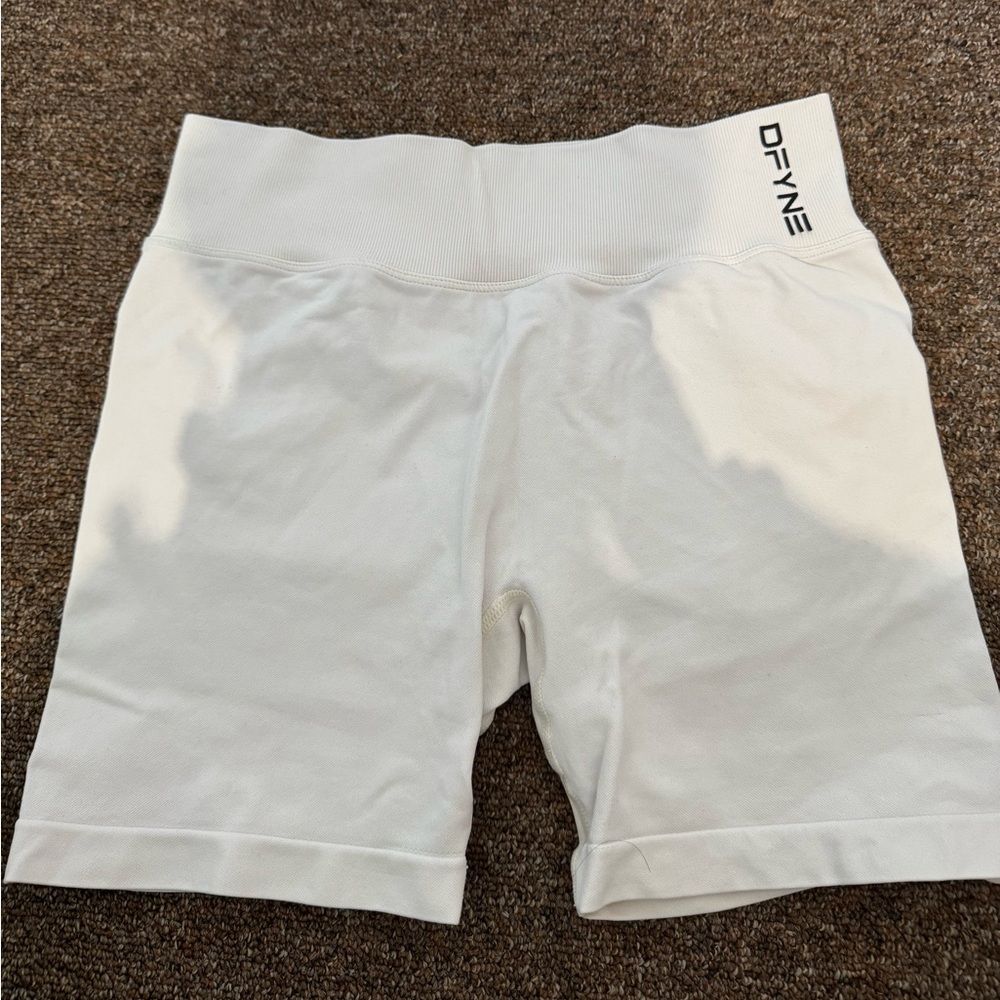 Dfyne Dynamic shorts